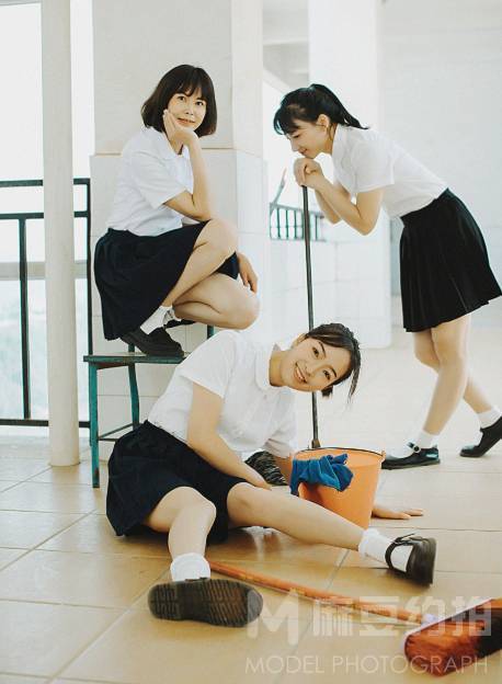 校园模特