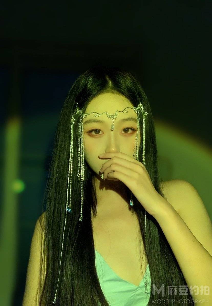 纪实模特