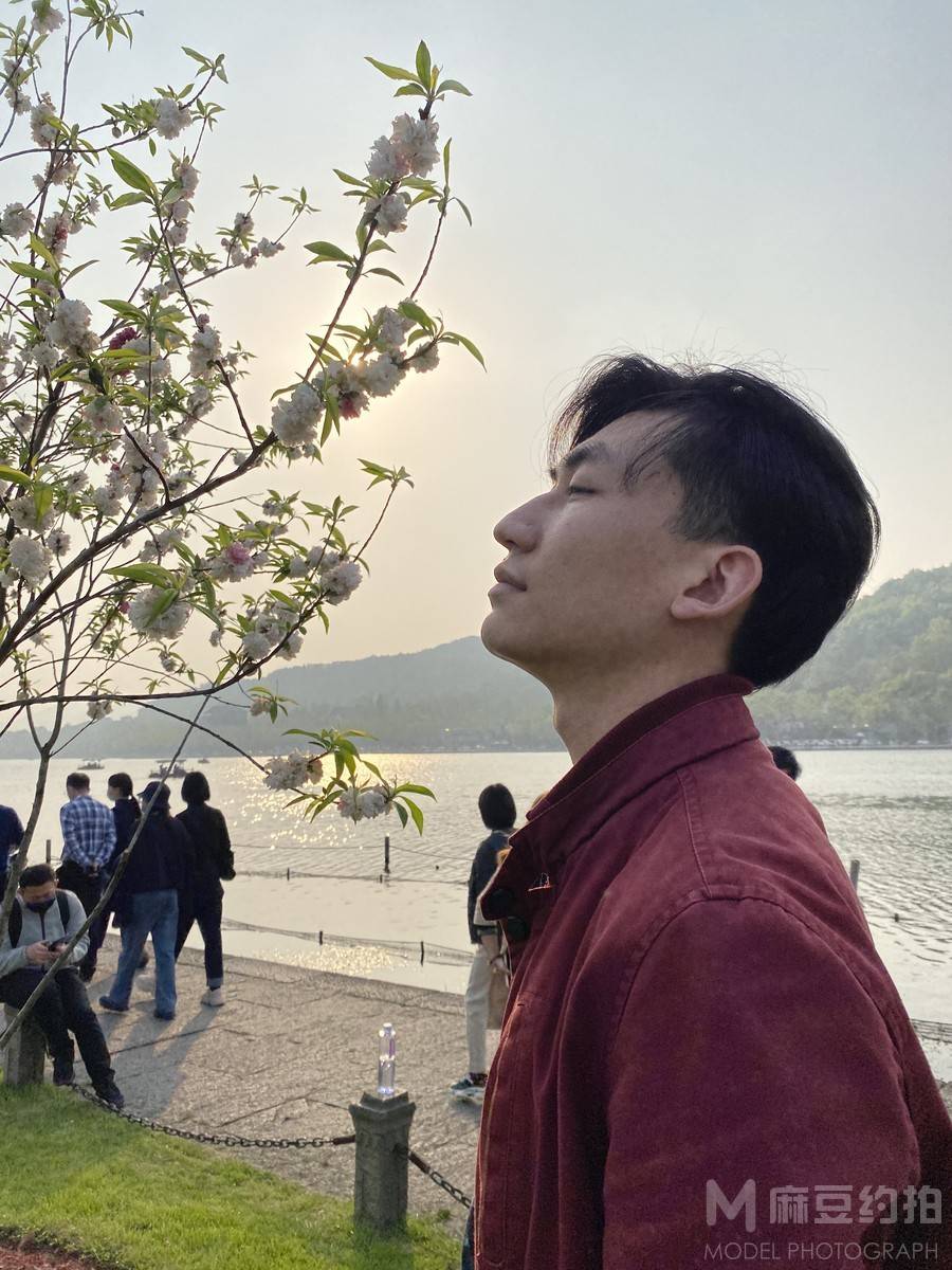 纪实模特