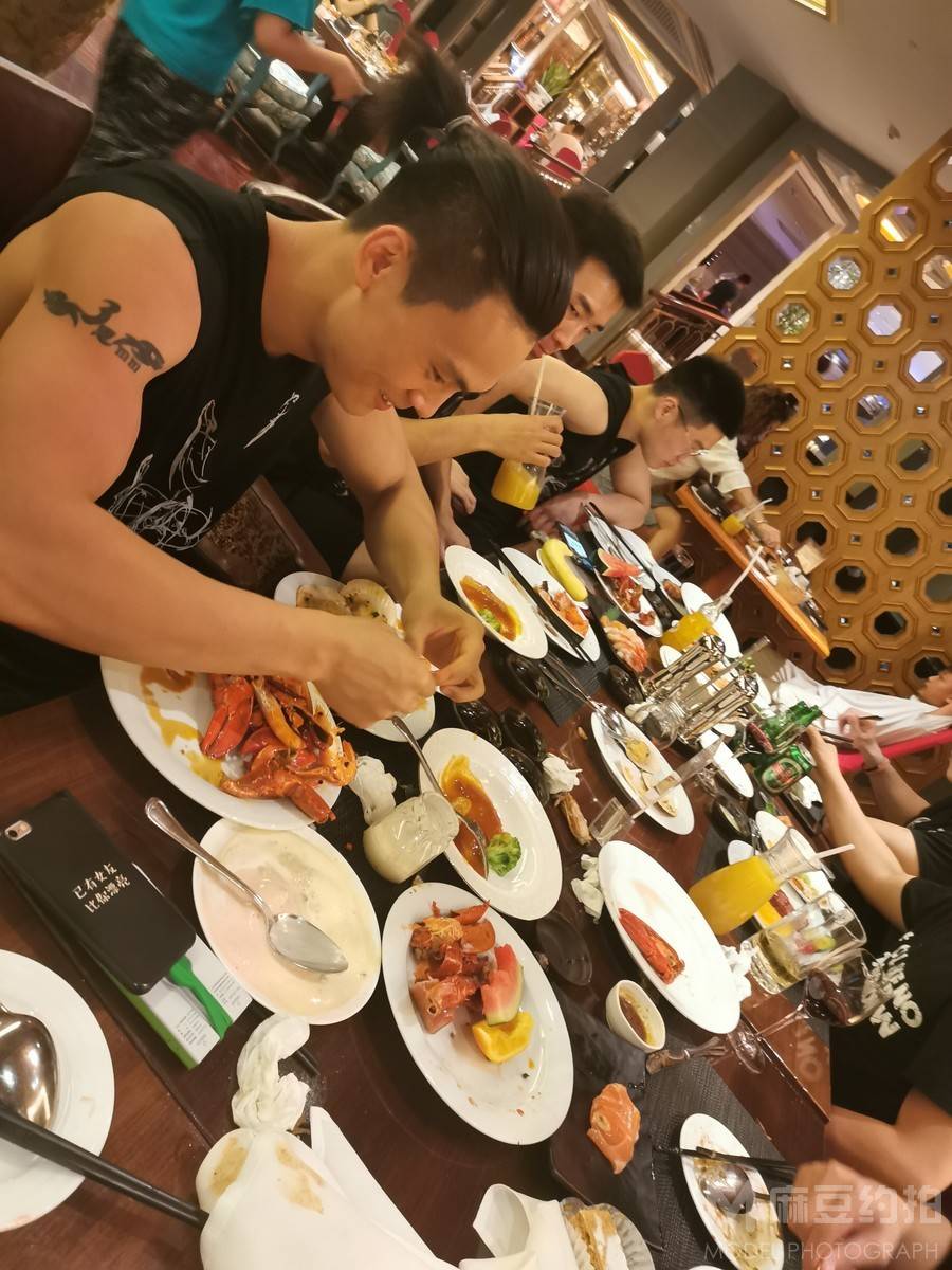 暗黑模特