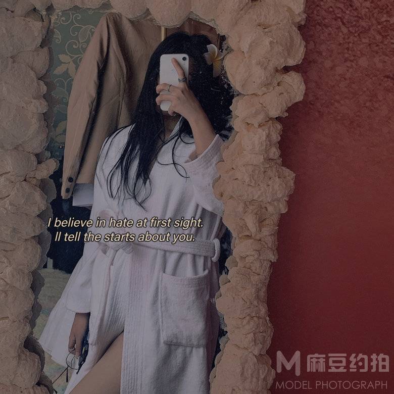 黑白模特