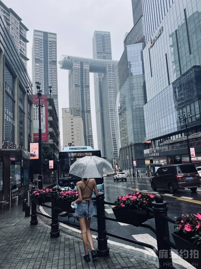 纪实模特