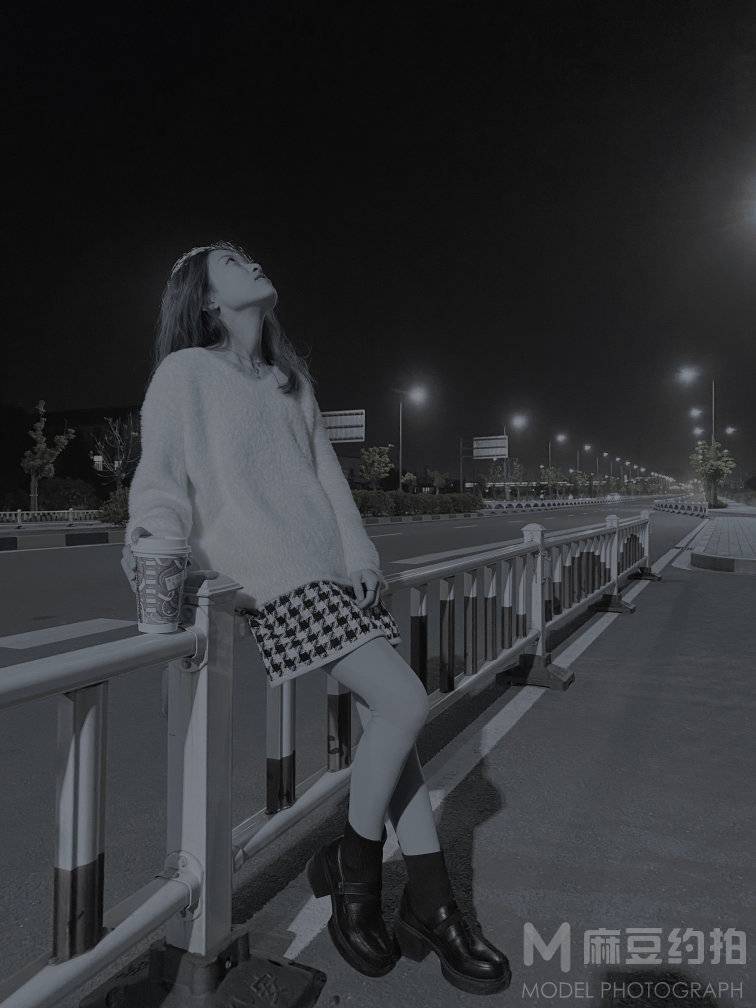 夜景模特