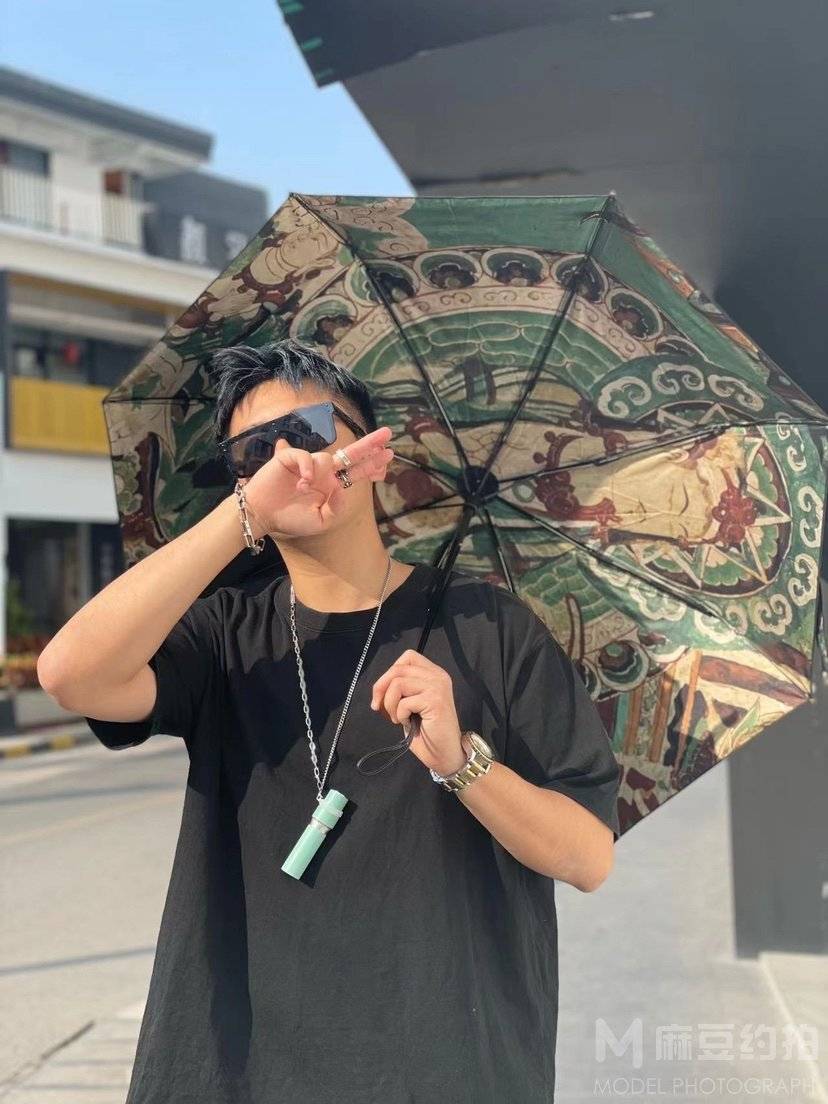 暗黑模特