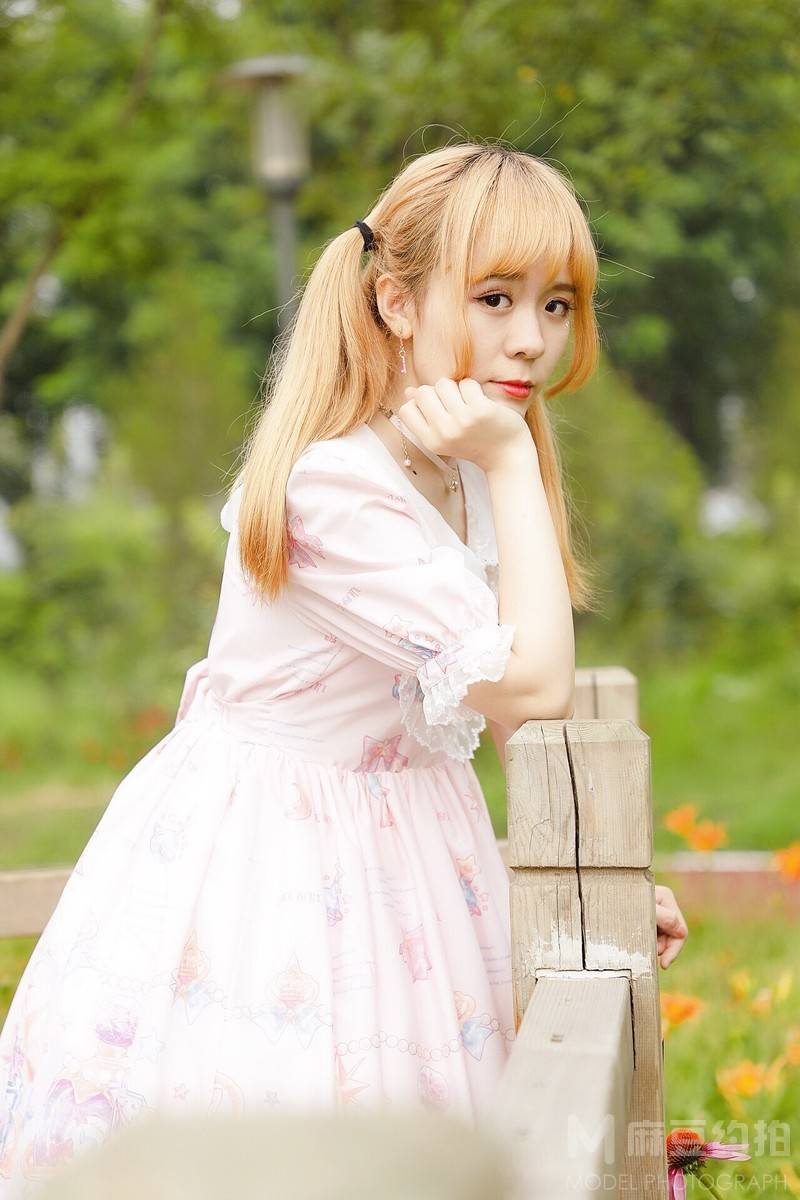 少女模特