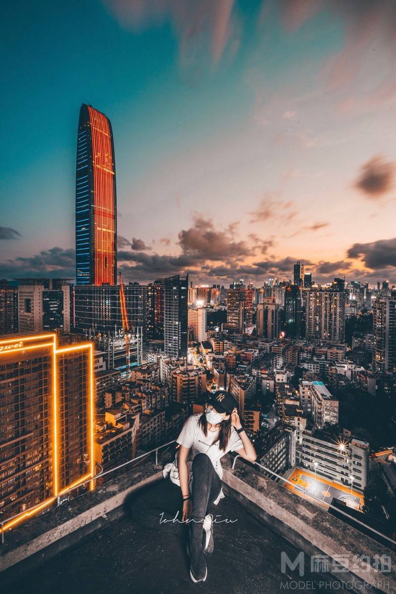 夜景模特