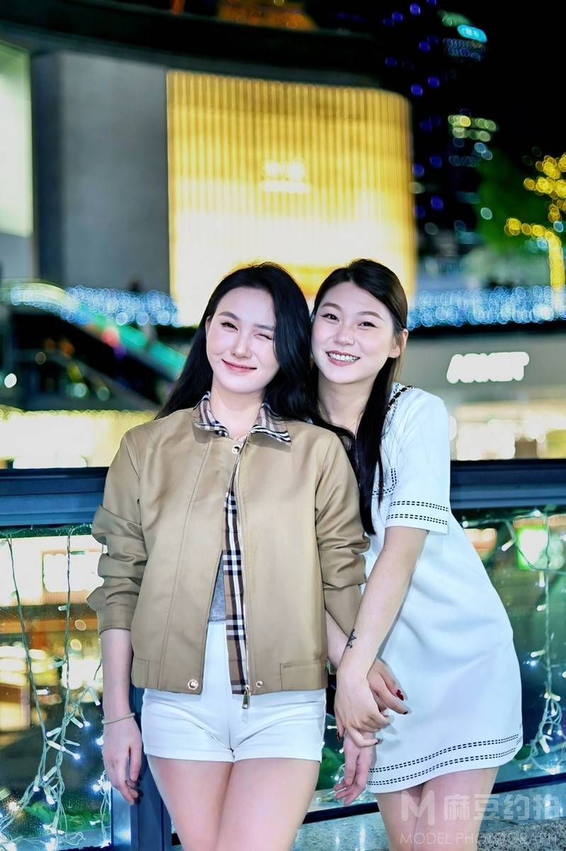 夜景模特