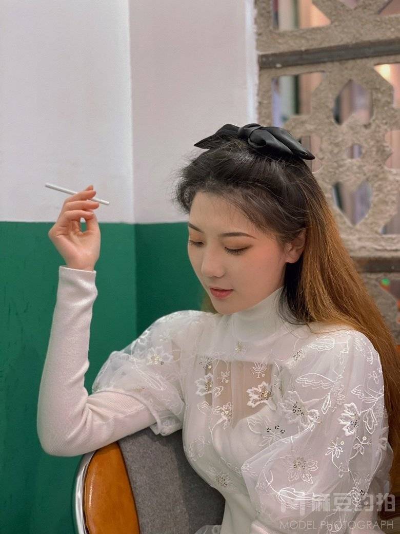 清新模特