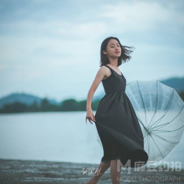 胶片模特