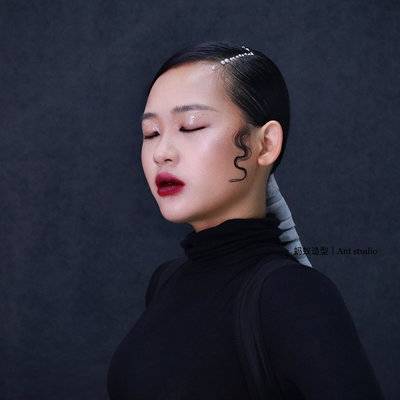 暗黑模特