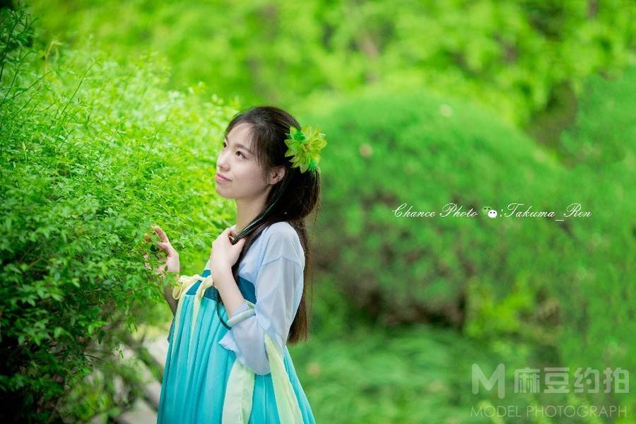 汉服模特