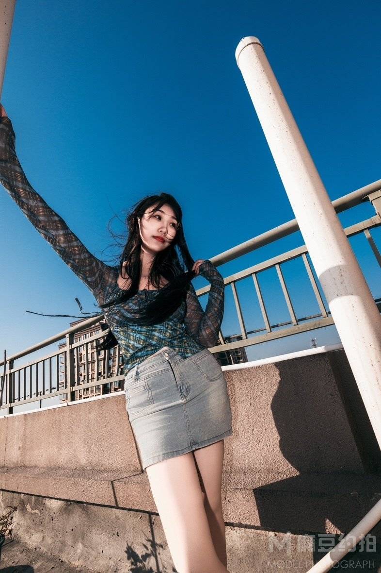 胶片模特
