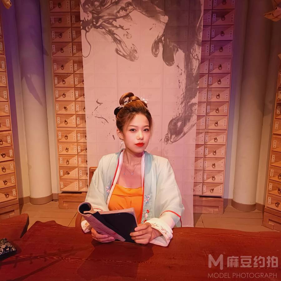 民国模特