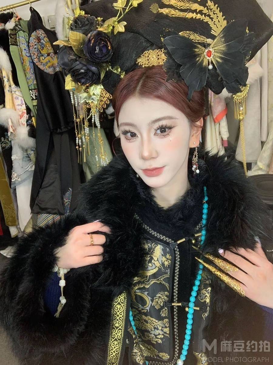 妆容模特