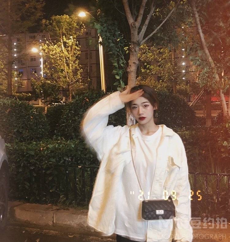 夜景模特