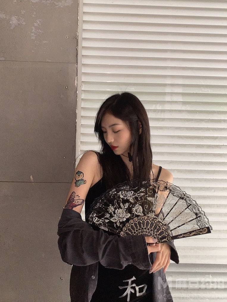 暗黑模特