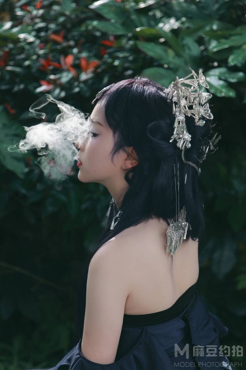宝丽来模特