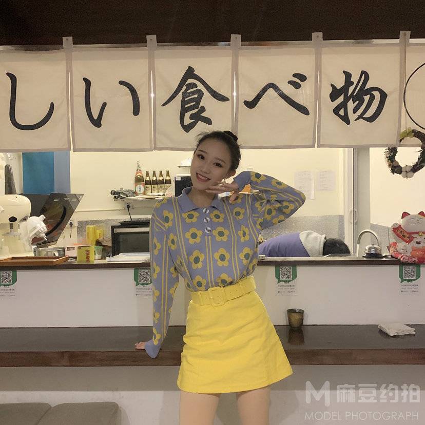校园模特