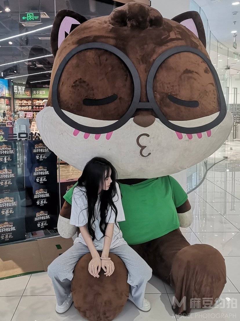 妆容模特