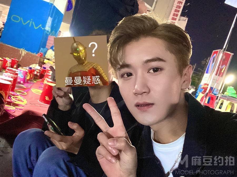 情侣模特