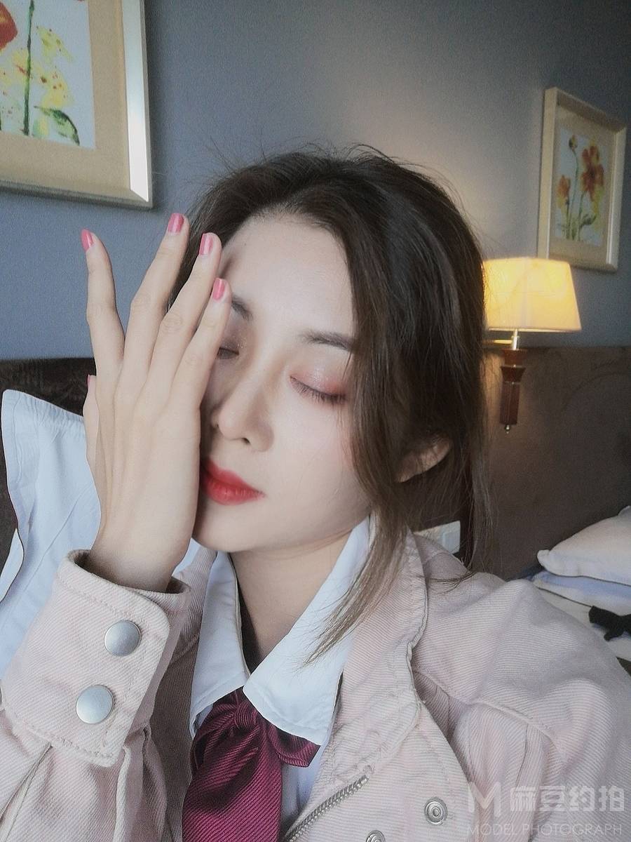妆容模特