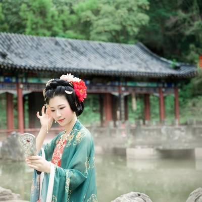 汉服模特