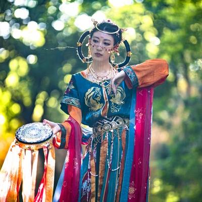 汉服模特
