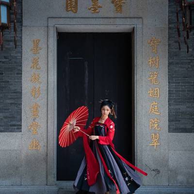 校园模特