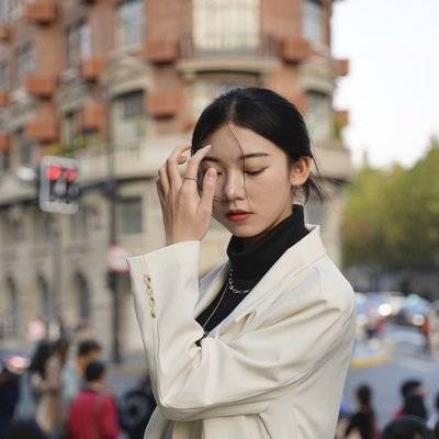 情绪模特