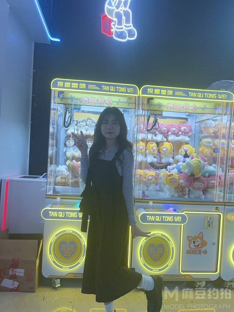妆容模特