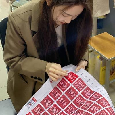 校园模特