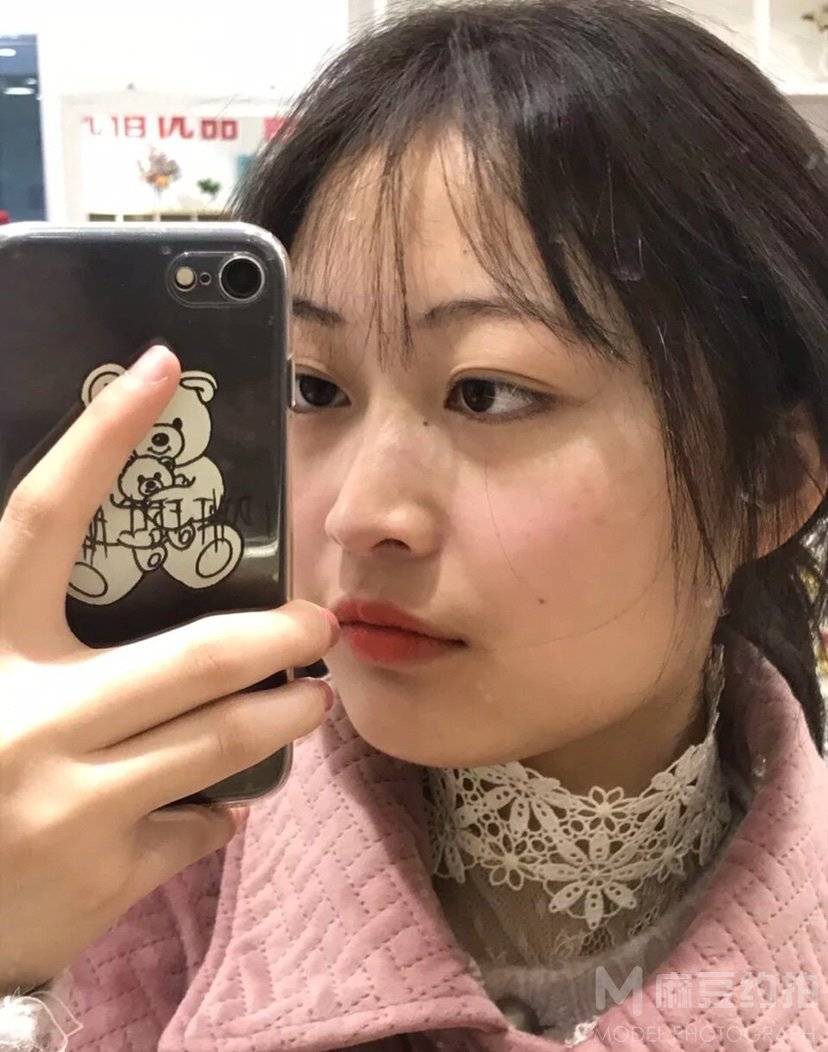胶片模特