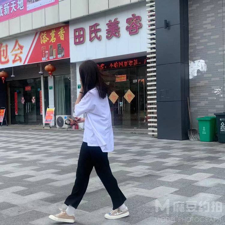 少女模特