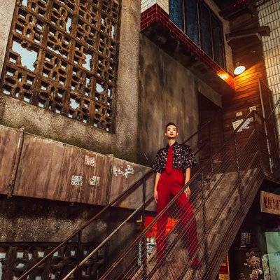 情绪模特