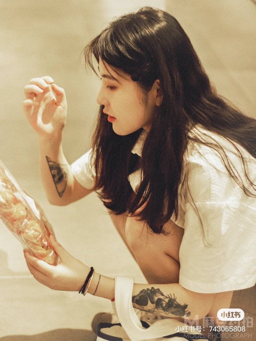 清新模特