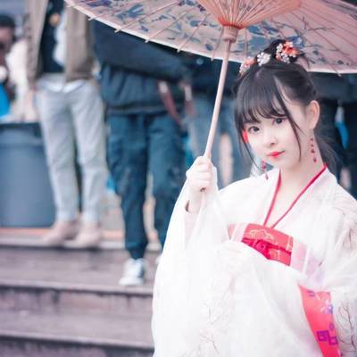 汉服模特