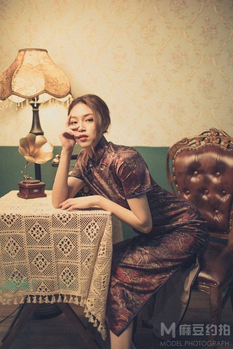 民国模特