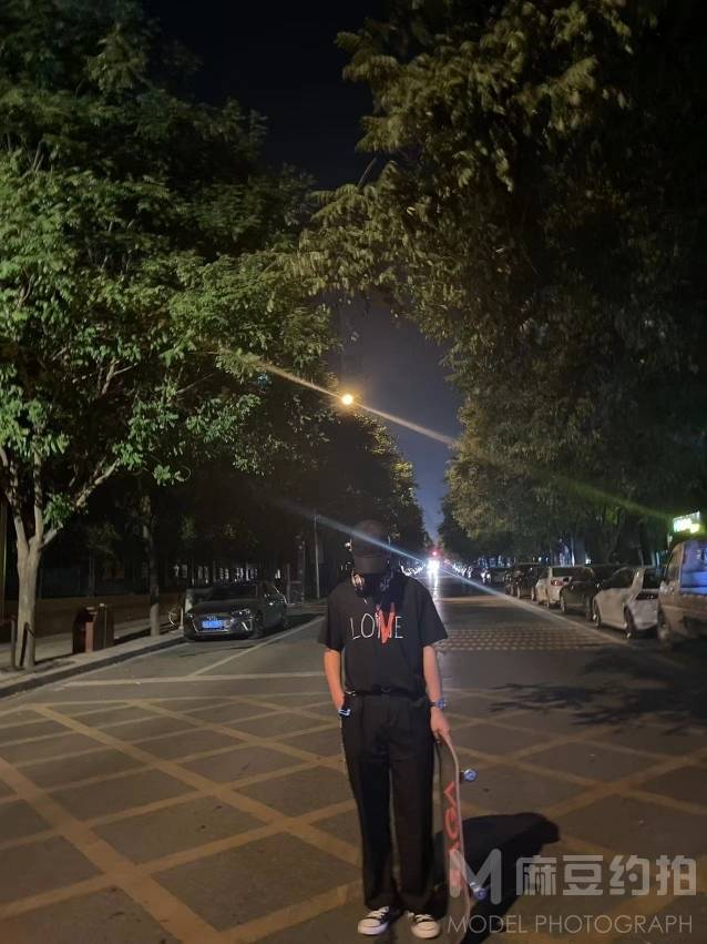 夜景模特