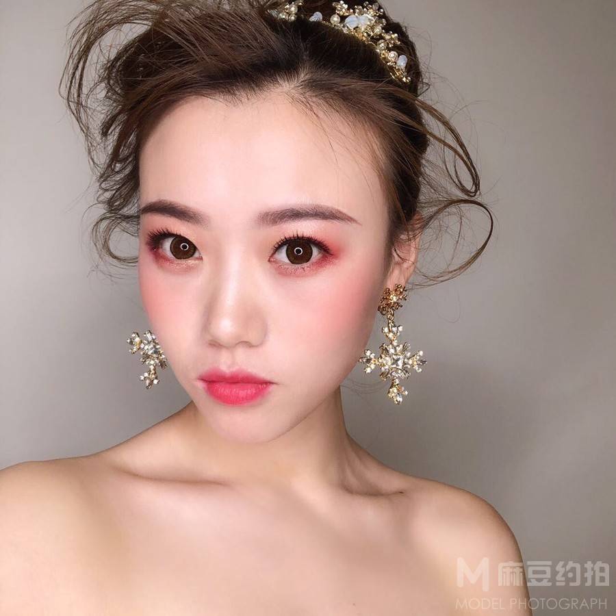 民国模特