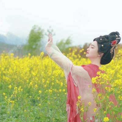 汉服模特