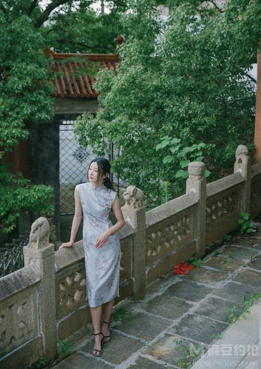 胶片模特