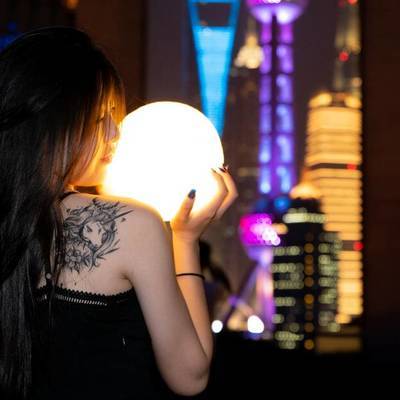 夜景模特