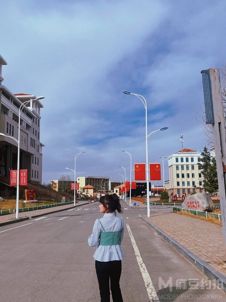 校园模特