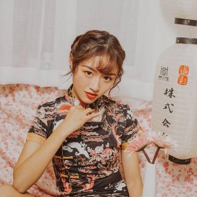 民国模特