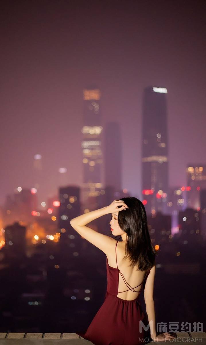夜景模特