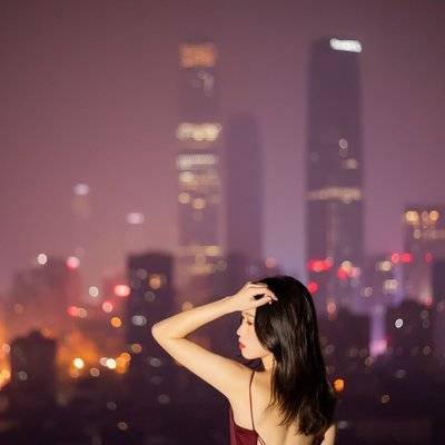 夜景模特