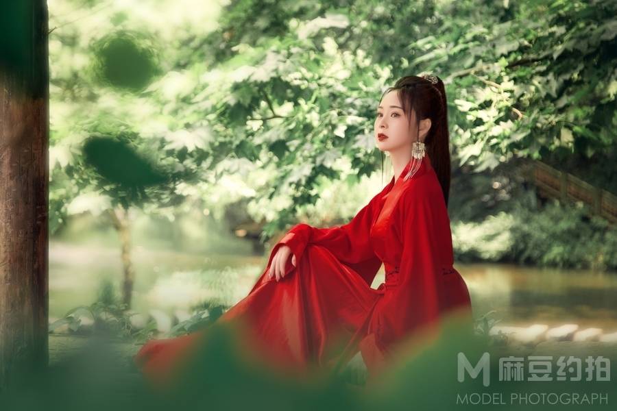 汉服模特