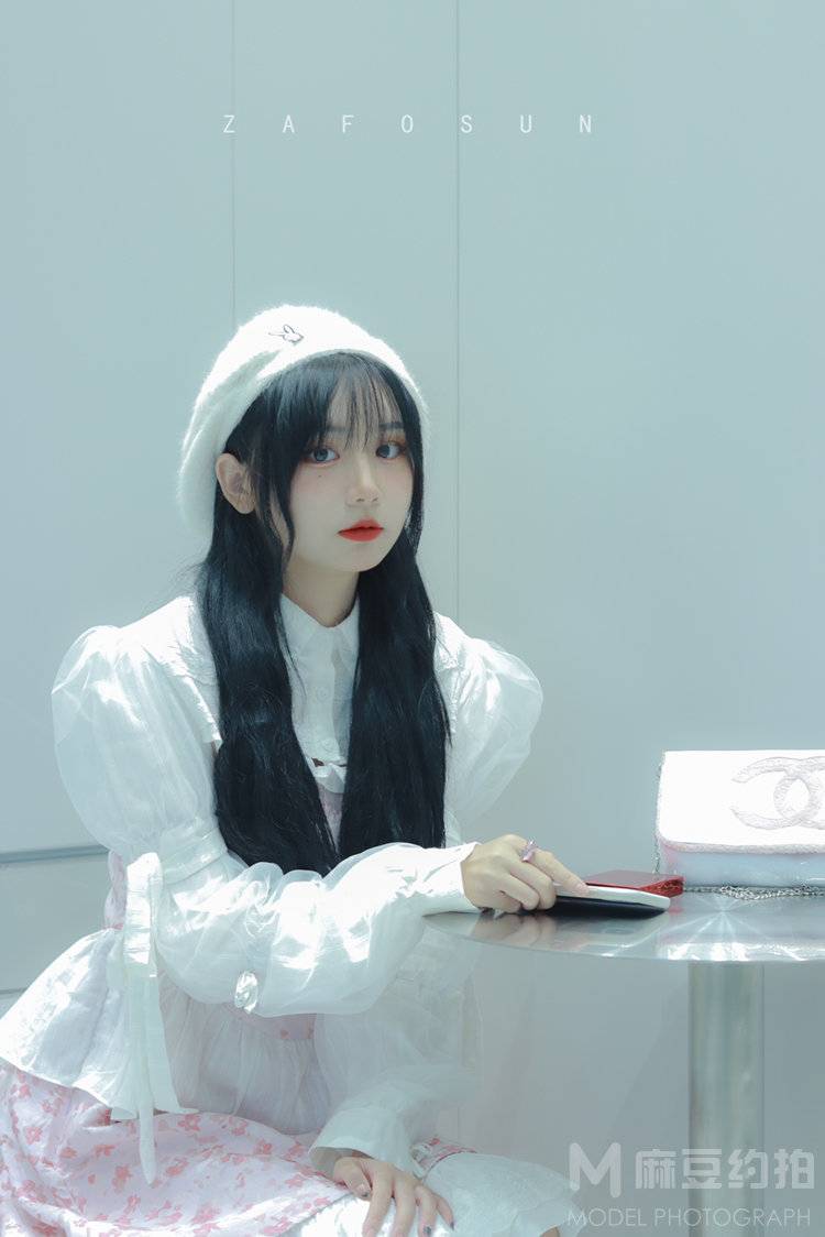 胶片模特