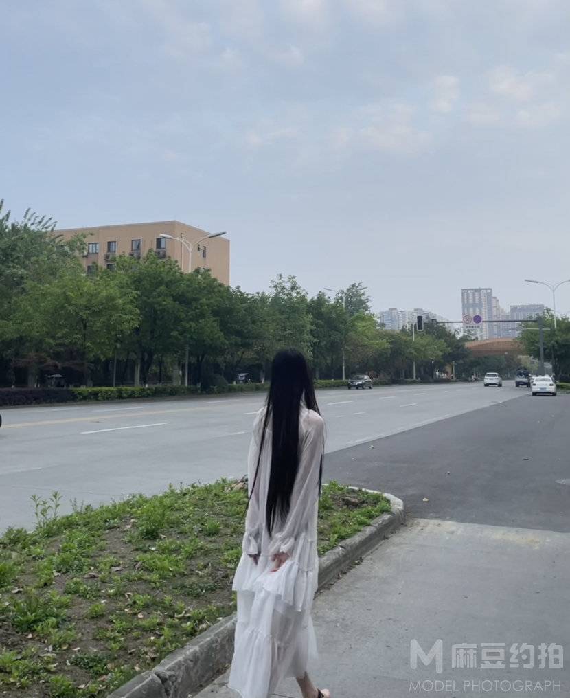 黑白模特