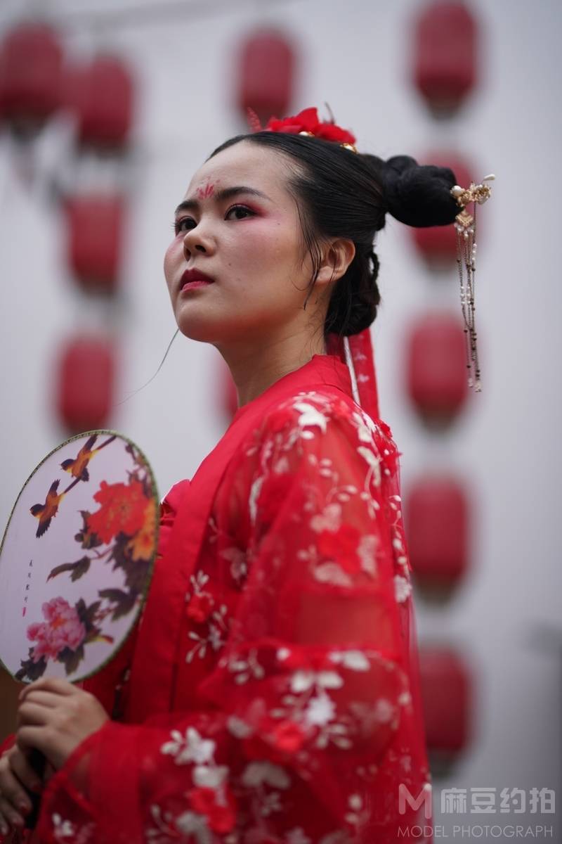 汉服模特